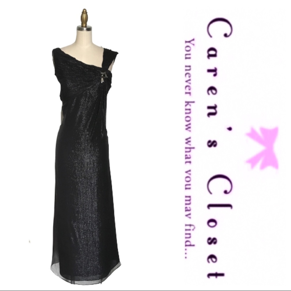 Vintage Victoria Royal Black Asymmetrical Gown - Picture 4 of 6